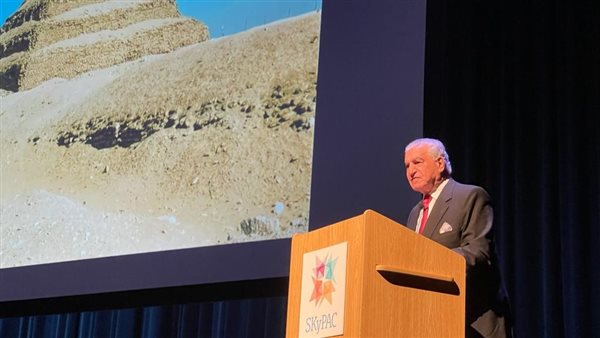 الدكتور زاهي حواس