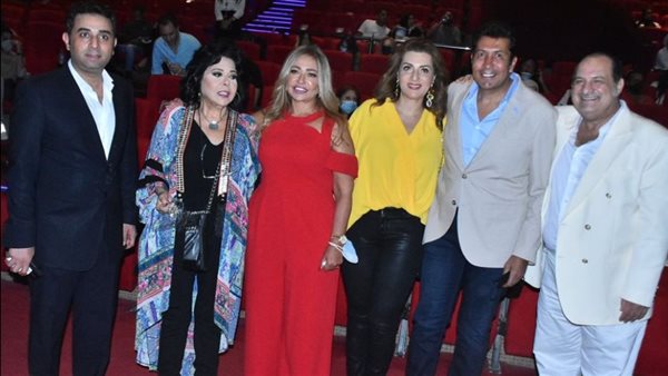 أبطال فيلم 200 جنيه