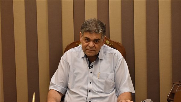 الدكتور أشرف حاتم