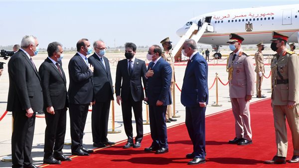 وصول السيسي إلى العراق