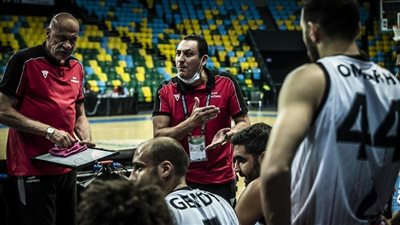 مدرب منتخب مصر للسلة: اللاعبون لم ينفذوا التعليمات أمام غينيا