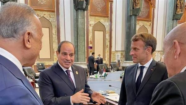 الرئيس السيسي يلتقي