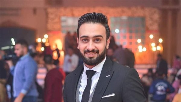 الشاب أحمد أمين 