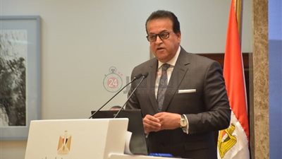 انخفاض الحد الأدنى لسياسة واقتصاد القاهرة إلى 359 درجة