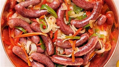 طريقة عمل السجق الشرقي في خطوات سهلة