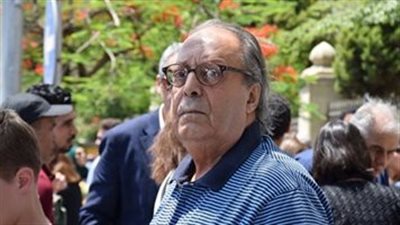 أسامة عباس عن منشور «لو مش معتبرني عايش فأنا عايز أشتغل»: هراء