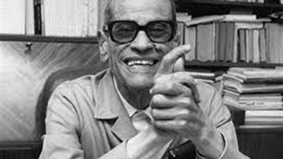 في يوم المرأة العالمي.. كيف صورها نجيب محفوظ في رواياته؟