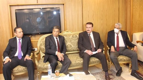 نقيب المهندسين خلال