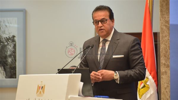 الدكتور خالد عبد