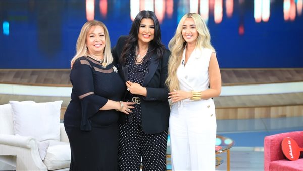 هنا الزاهد ووالدتها