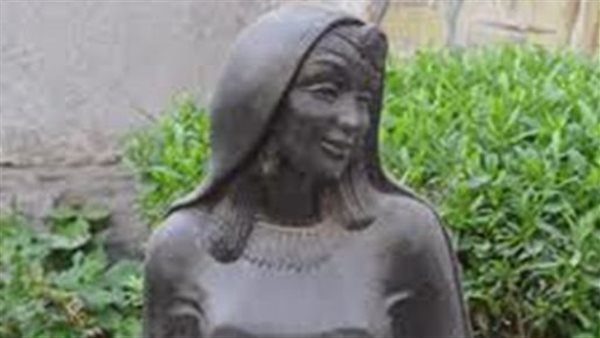 أحمد تماثيل حسن حشمت