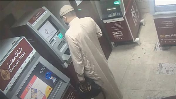 أحد المتهمين بسرقة