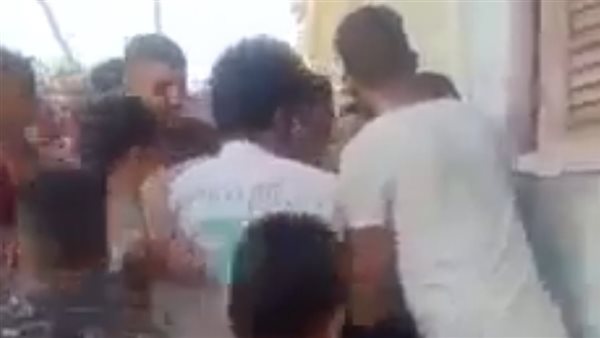 السيطرة على قرد هارب