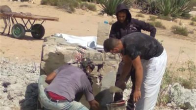 رغم تفجيره 3 مرات.. مواطنون يشيدون ضريح الشيخ زويد وخطة لبناء المقام | صور