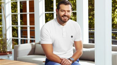 عمرو يوسف يكشف حقيقة إصابته خلال تصوير مسلسل وعد الشيطان