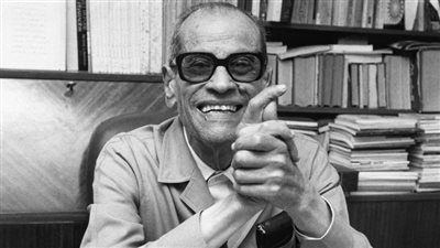 في ذكرى ميلاده.. تعرف على الكاتب الكبير نجيب محفوظ