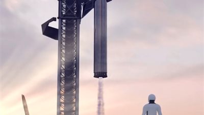 سبيس إكس تلتقط أكبر جسم طائر باستخدام عصى طعام آلي | فيديو