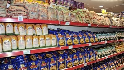 التموين تضيف البط والبرجر والمحشي للبطاقات التموينية 