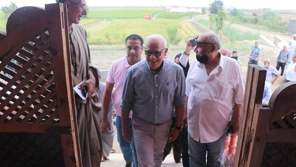 محافظ بورسعيد يزور