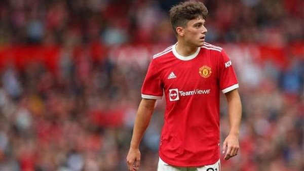 دانييل جيمس