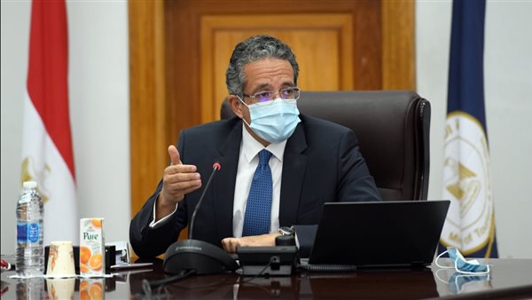 الدكتور خالد العناني