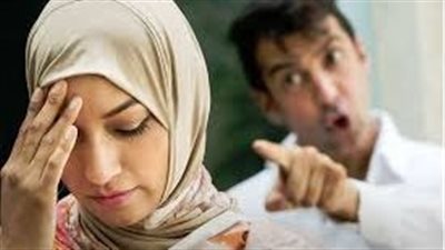 بسبب خلافات زوجية.. موظف بكلية الطب يتهم حماته بالسب والتعدي عليه في محل إقامته بالإسكندرية