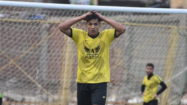 مصطفى العش لاعب كوم