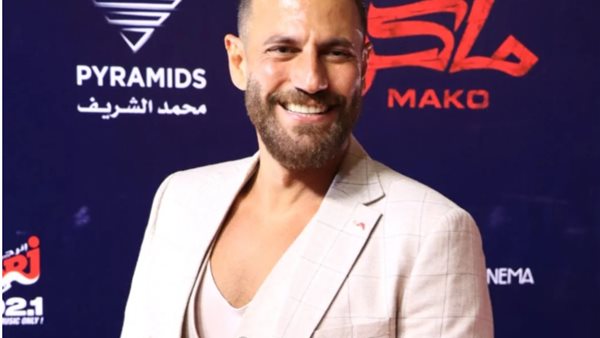 نيقولا من العرض الخاص