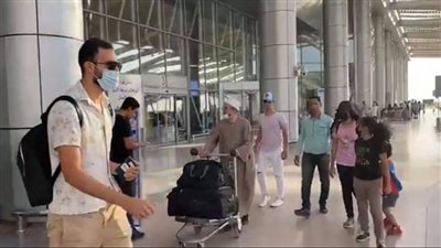 وصول حمدي النقاز إلى القاهرة تمهيدًا لانتقاله للزمالك 