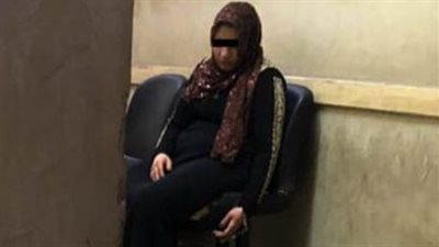 أستاذ علم اجتماع: المرأة فهمت الاستقلال غلط وأصبحت شريكة الرجل في ارتكاب الجرائم