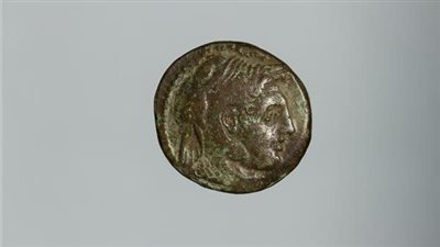 متحف الآثار بمكتبة الإسكندرية يعرض عملة للإسكندر الأكبر