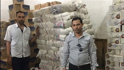 ضبط أمين فرع شركة الجملة بأبو حمص قبل تهريبه 2 طن سكر تمويني للسوق السوداء