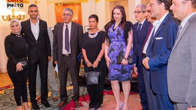 سياسيون وإعلاميون يحتفلون بالنسخة الثالثة من سلسلة الدبلوماسية الثقافية لمجلة البيت بـ منزل السفير الفرنسي بالقاهرة | صور