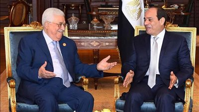 الرئيس الفلسطيني يشيد بدور مصر التاريخي في القضية الفلسطينية