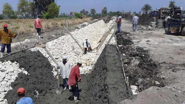 مشروع تبطين الترع