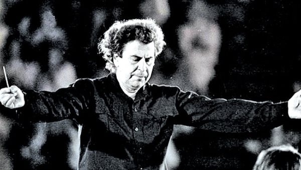 ميكيس ثيودوراكيس