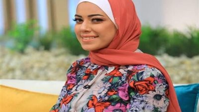 بسنت الزوهري تستعد لتقديم حلقات عن الموضة لصيف 2021