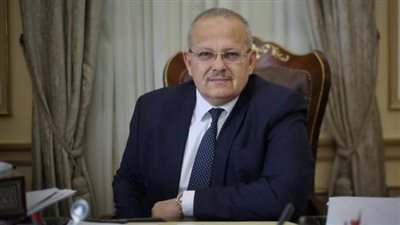 الخشت: صرف 1200 جنيه مكافأة للعاملين بمستشفيات جامعة القاهرة