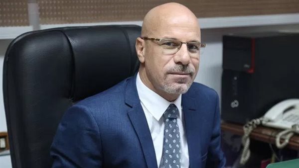 الناقد محمود الضبع