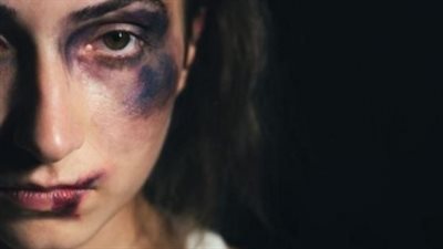 أغلب النساء المعرضات للعنف المنزلي لم يتخذن رد فعل للحفاظ على حياتهن الزوجية │ دراسة