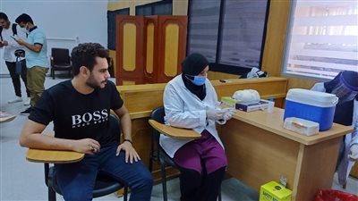 انطلاق حملة تطعيم طلاب جامعة المنصورة بلقاح فيروس كورونا| صور وفيديو