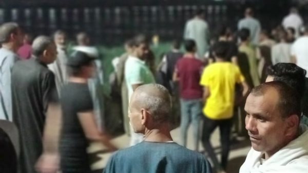 جانب من محاولات انتشال