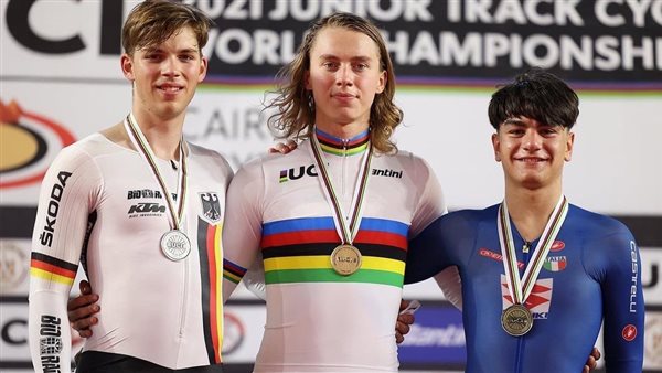 روسيا والتشيك تفوزان