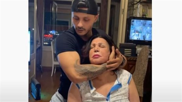 نجوى فؤاد وسمكري