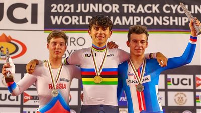 إيطاليا تتوج بالميدالية الذهبية لسباق الإقصاء ببطولة العالم للناشئين