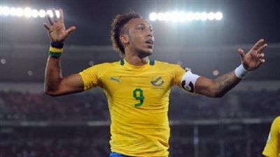 أوباميانج يقود تشكيل الجابون أمام مصر في تصفيات كأس العالم 