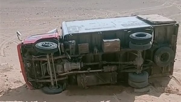 حادث انقلاب سيارة