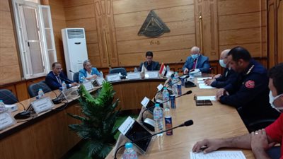 جامعة بنها: تطعيم الطلاب الجدد وتوقيع الكشف الطبي عليهم قبل بدء العام الدراسي