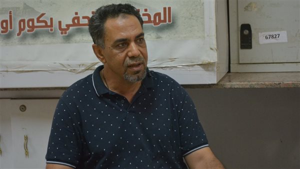 الدكتور مصطفي عبد