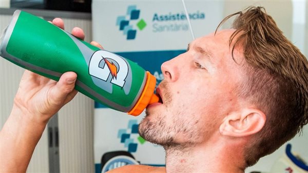 لوك دي يونج لاعب